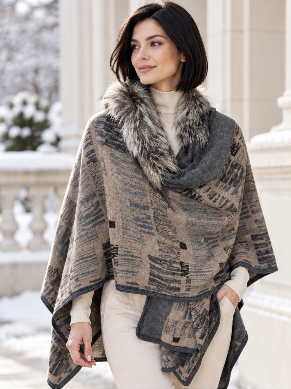 Gorgeous Grey Abstract Poncho/Wrap with silver fox Fur Collar❤️0/S